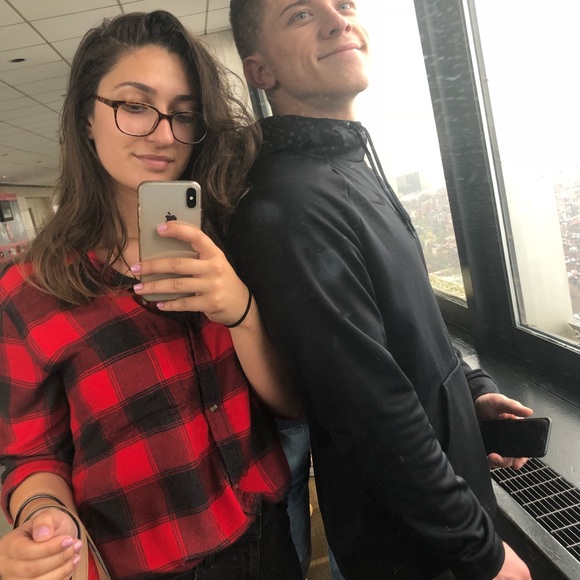 Meet your Posher, Jordan - Picture 2 of 4